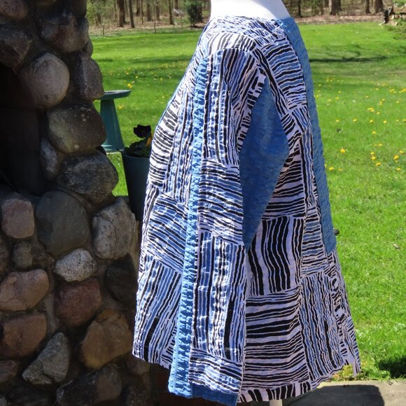 Habitat Top - Picture 2 of 6